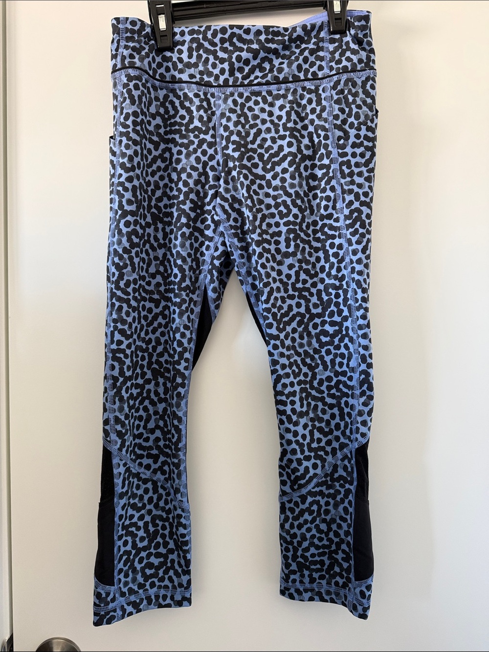 Lululemon  Blue Leopard Print Active Leggings